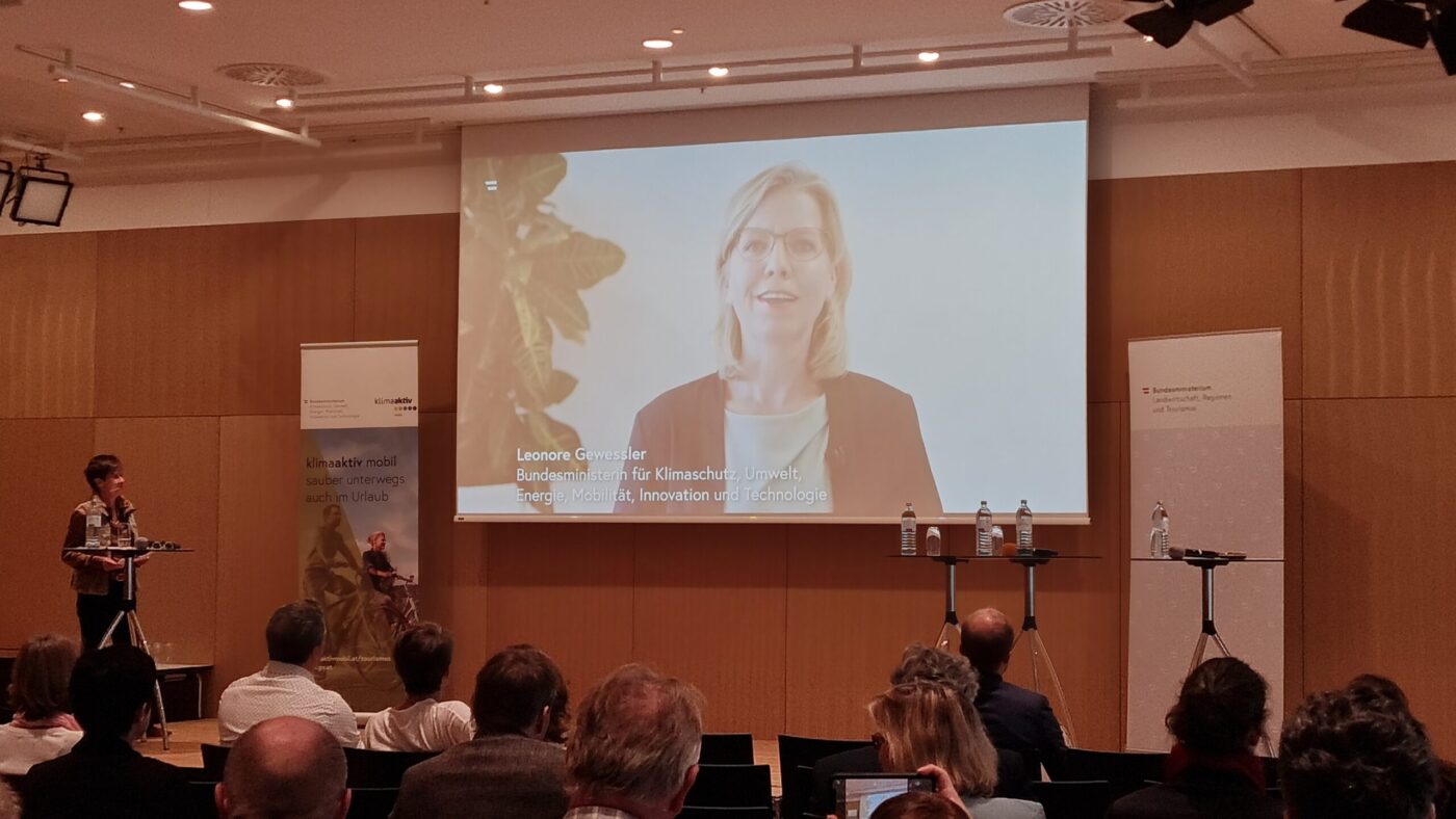 Zuschaltung Ministerin BMK Gewessler Tag 2, Foto: RMOÖ Oltay 2021